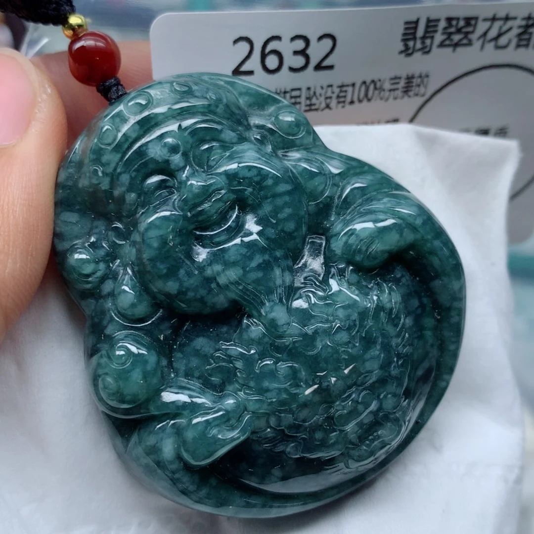 翡翠颈饰未镶嵌牌子