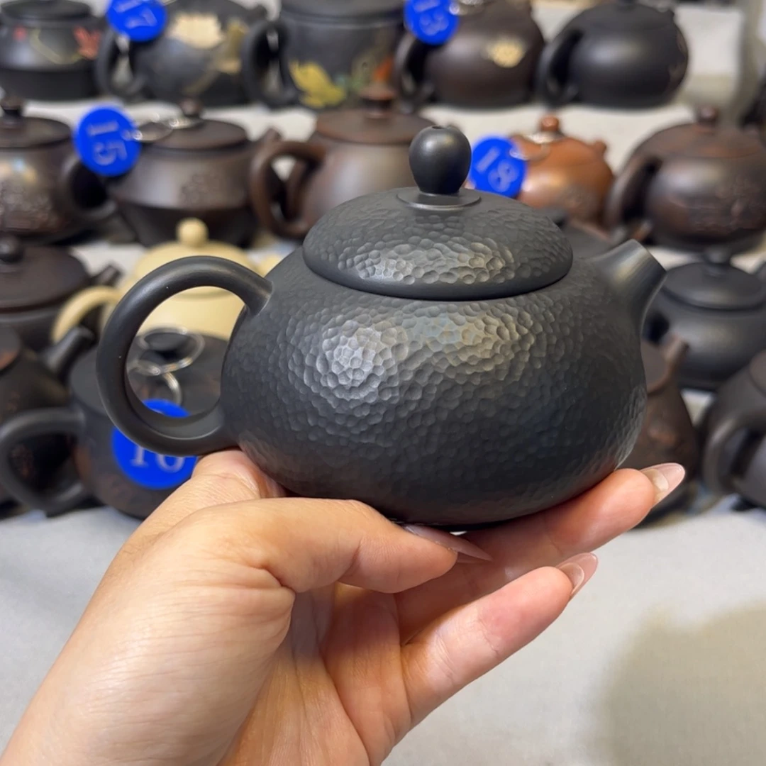 【闪购商品】红泥 锤纹壶 容量 210c c