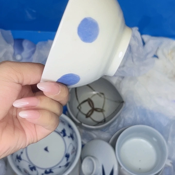 班***用Hgfhhjfgyjgygkhhj