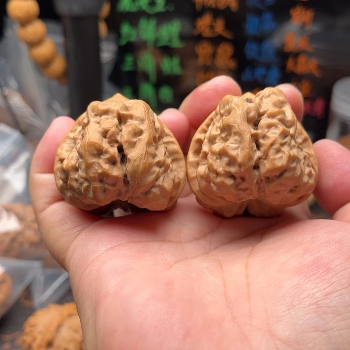文玩核桃把件三角蛙