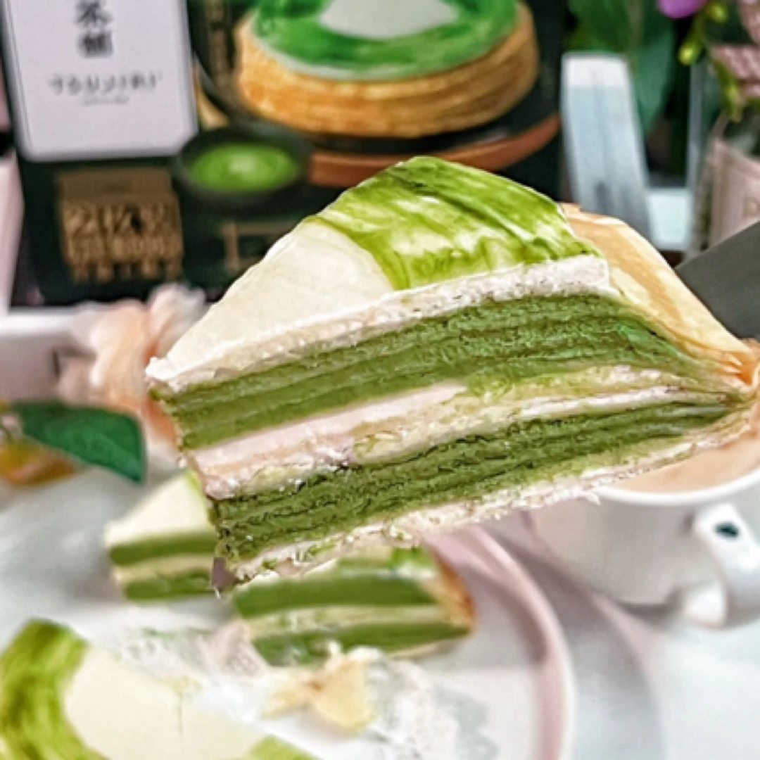 【福利价】山姆抹茶千层100g/盒 抹茶和奶油融合，入口丝滑，抹茶浓郁，甜甜的带有微苦，动物奶油，配料干净！