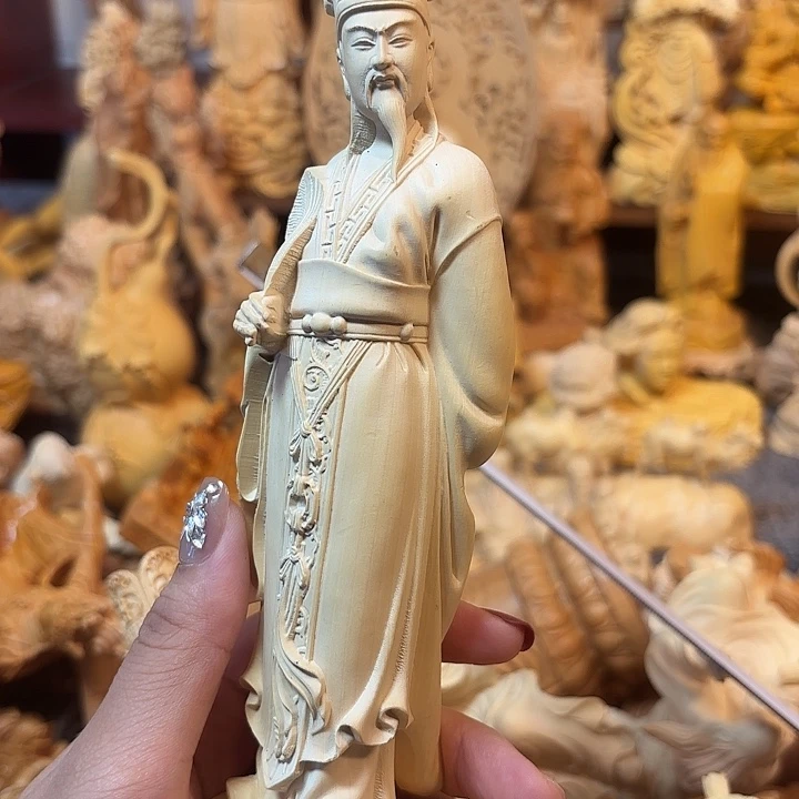 黄杨木黄杨木瑕疵孔明