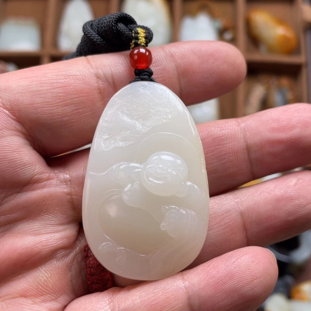 和田玉未镶嵌挂件