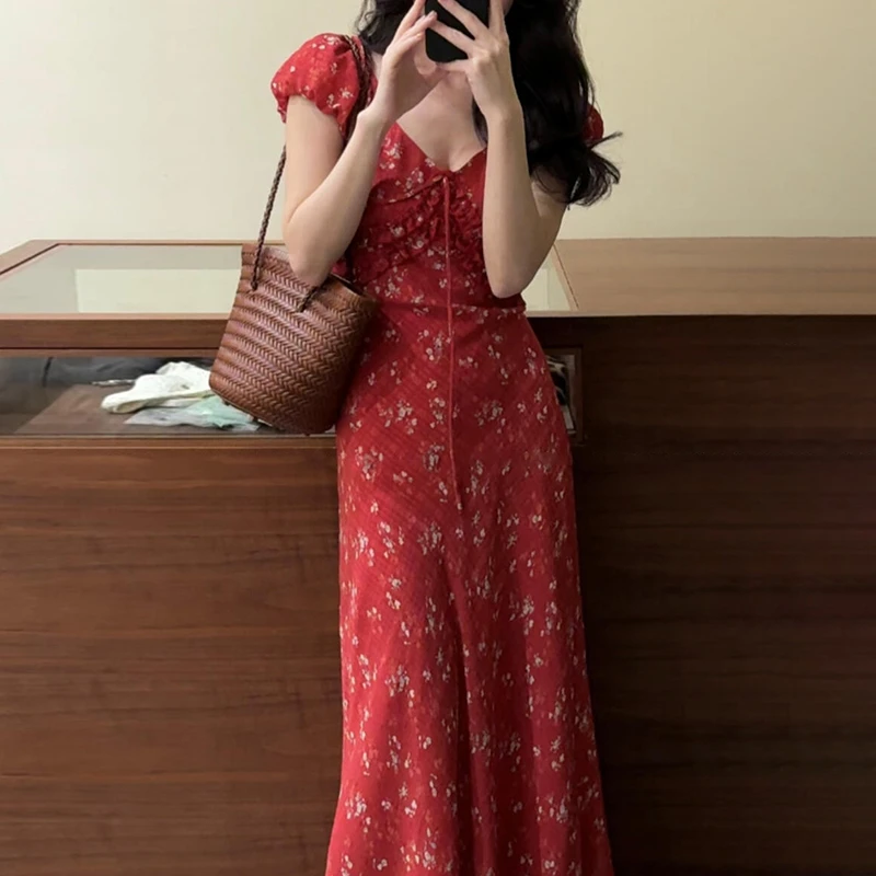 【现货+运补】红色v领碎花连衣裙子女夏季2025新款流行爆款长裙3205