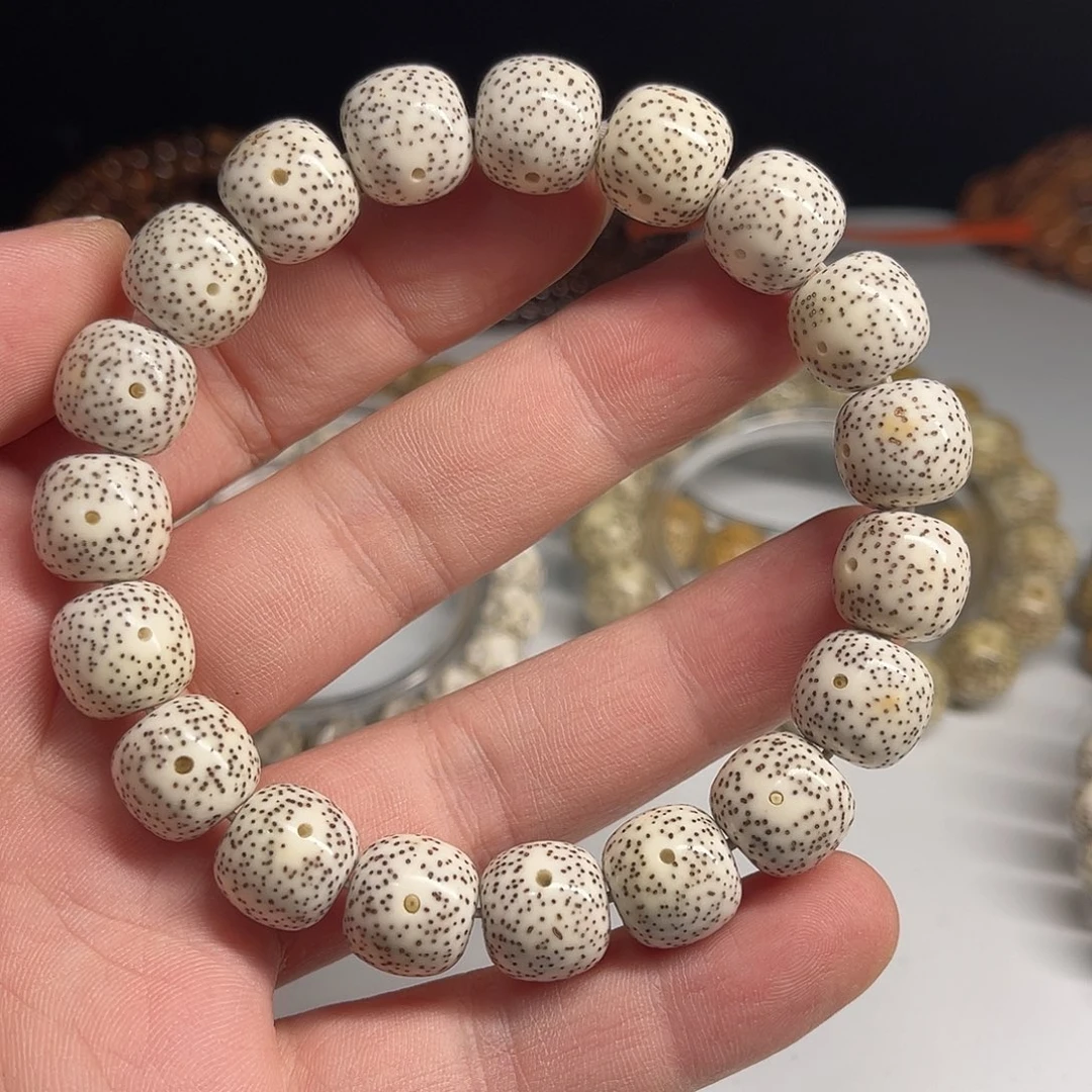 星月菩提吊坠13/12同枝老型原脂白