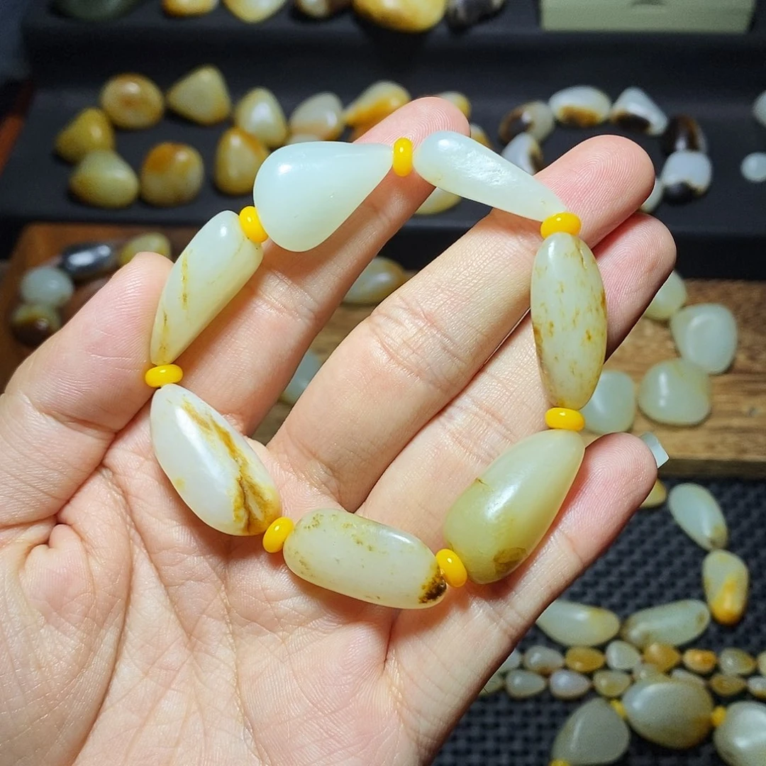 和田玉未镶嵌手链