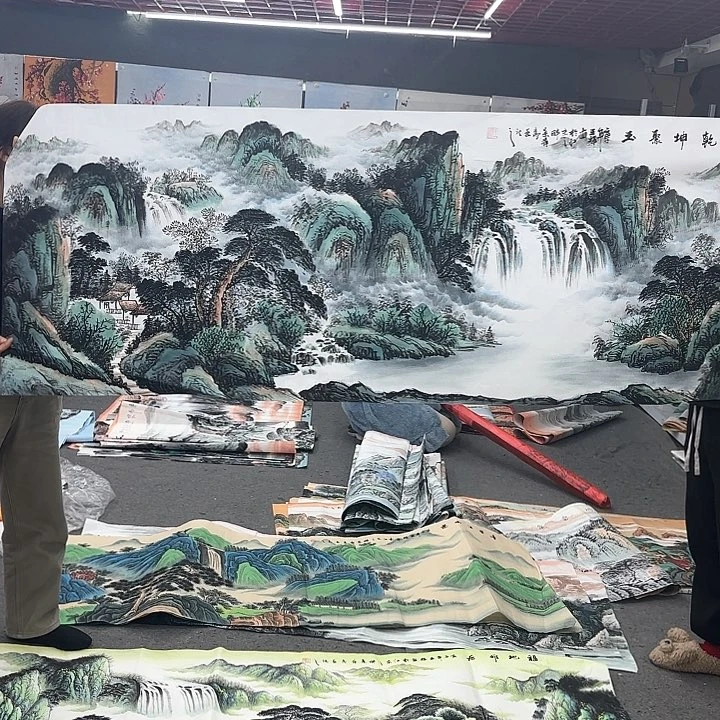 国画无毛和被绒毛或无q。