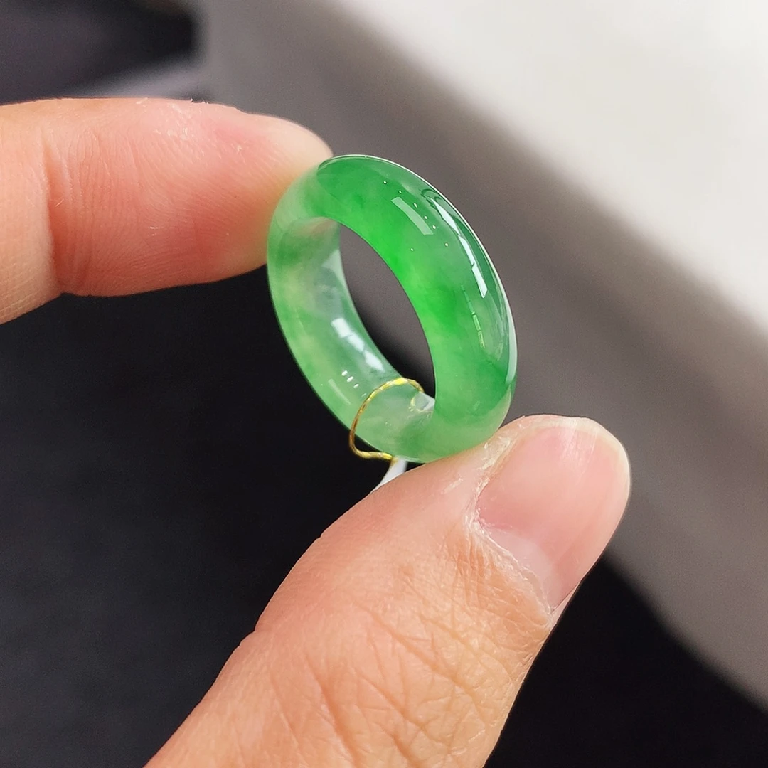 ****棒翡翠未镶嵌戒指11号