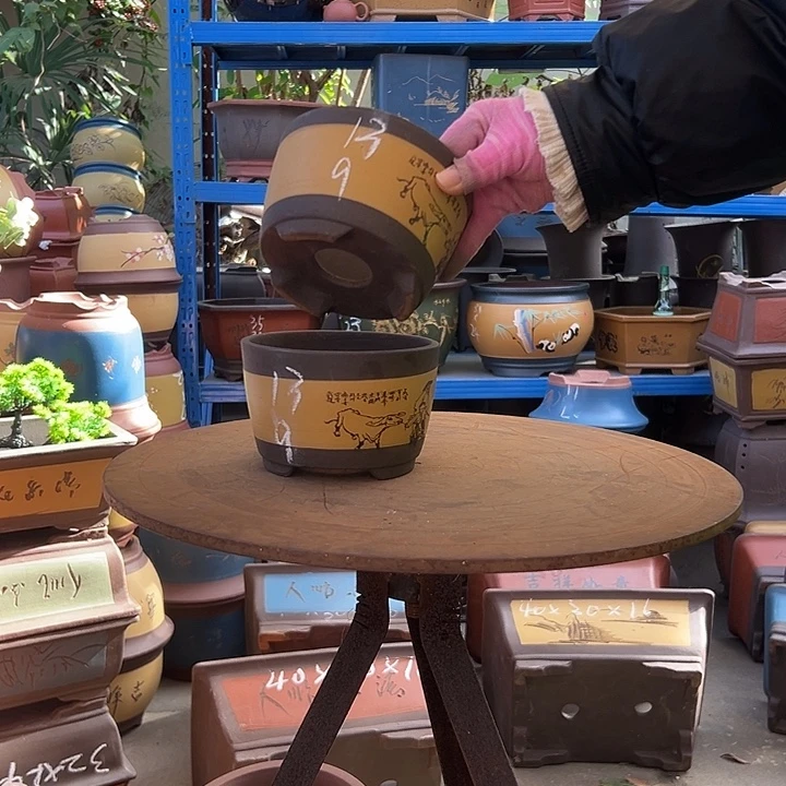 13+13黄放牛娃笔筒花盆花盆