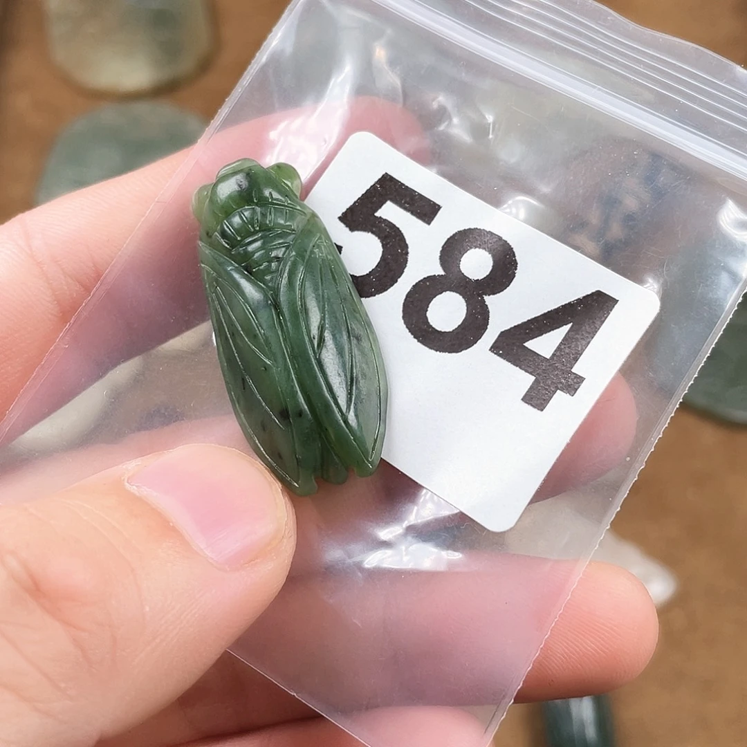 和田玉（糖玉）未镶嵌颈饰
