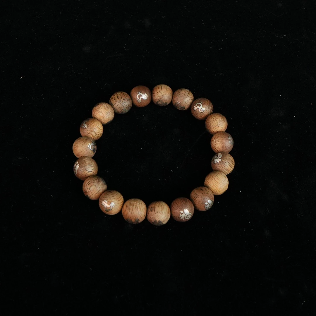 A5495 西马沉香软丝生肖鸡手串 1.05cm 6.84g