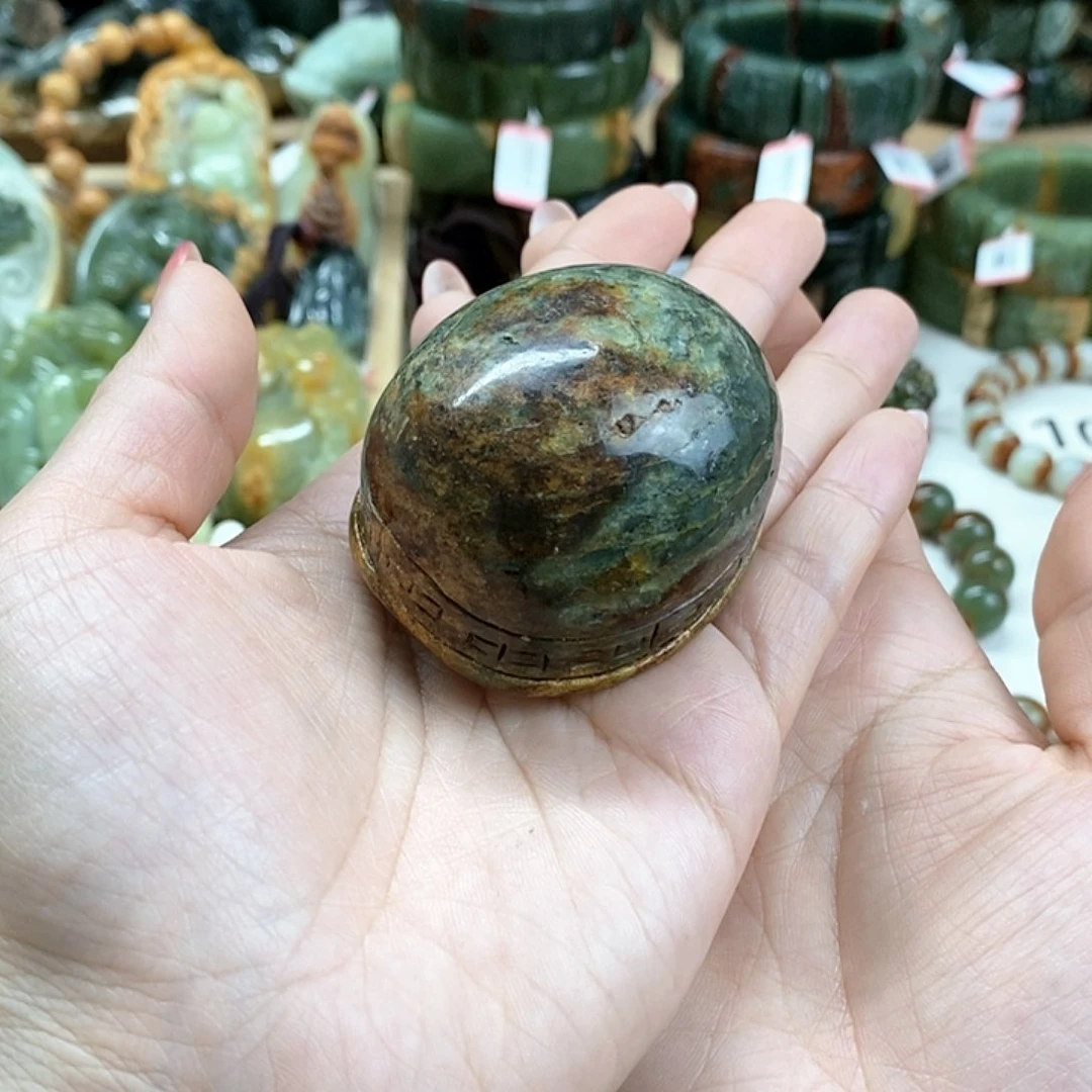 透闪石质玉手把未镶嵌