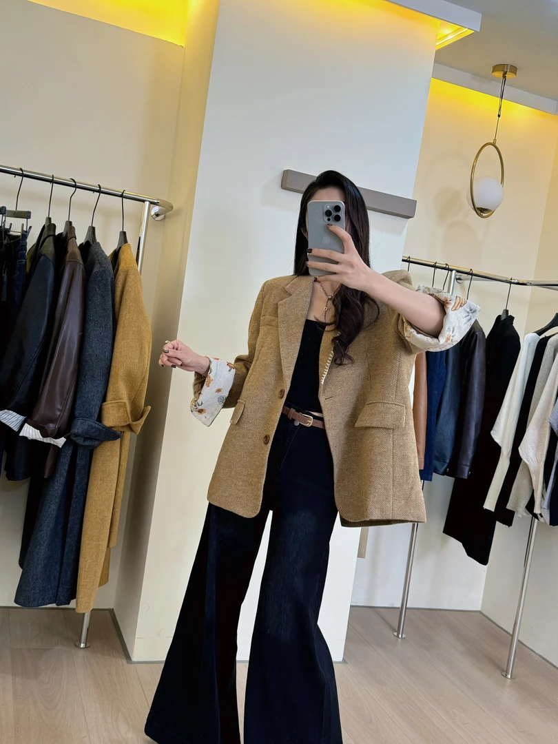 0331时尚气质小个子粗花呢西装外套女装2025春季新款宽松休闲上衣