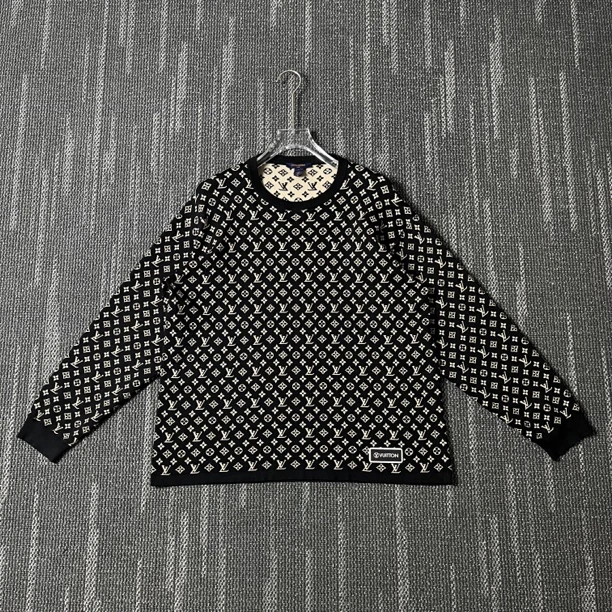 99新 LouisVuitton/路易威登 三花满印桑蚕丝混织卫衣/L码/3496