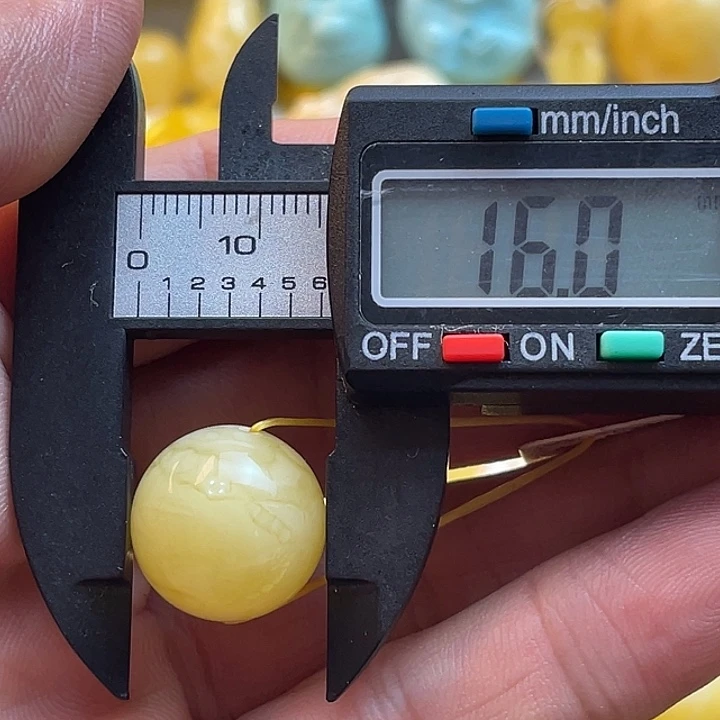 蜜蜡未镶嵌裸石27号