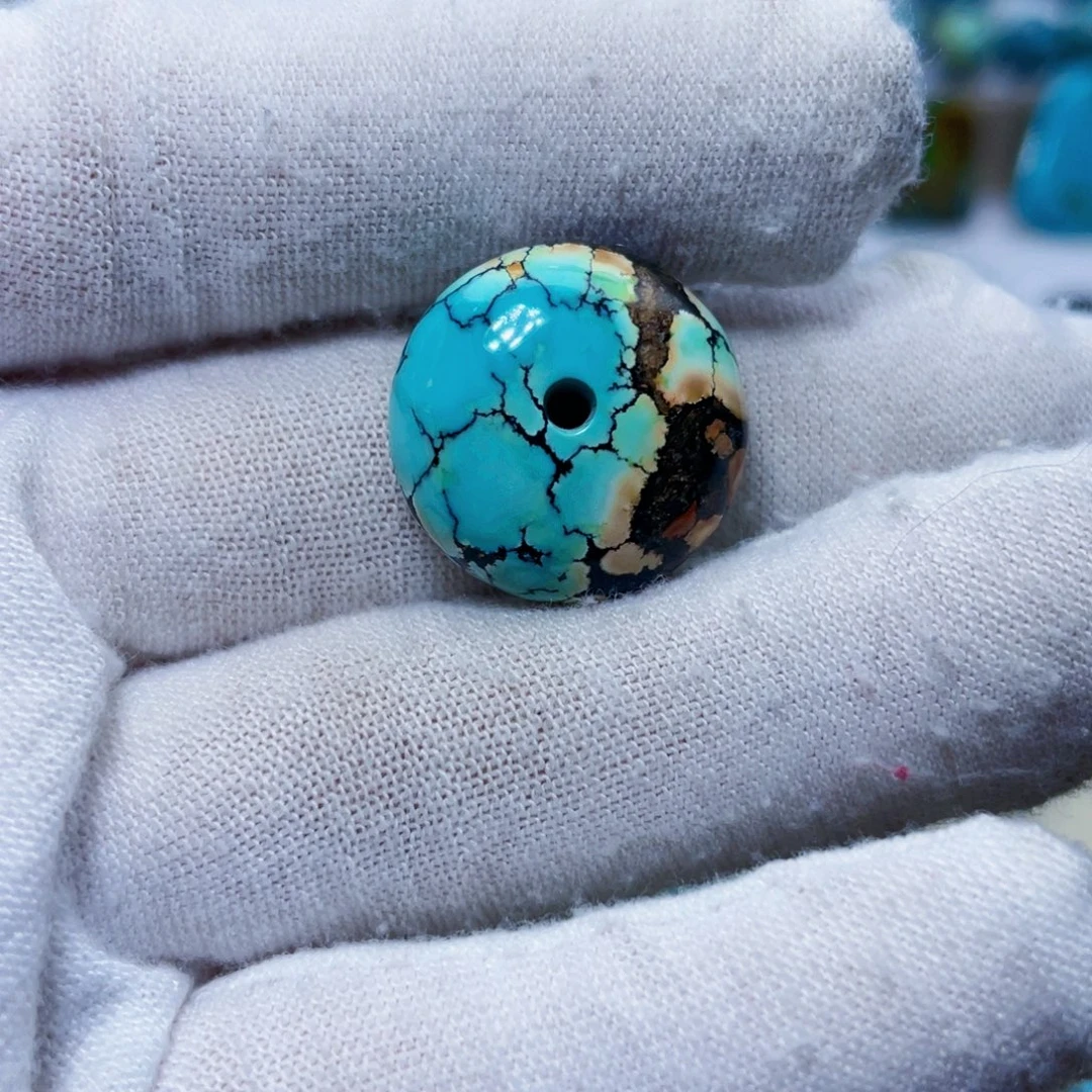 绿松石未镶嵌饰品