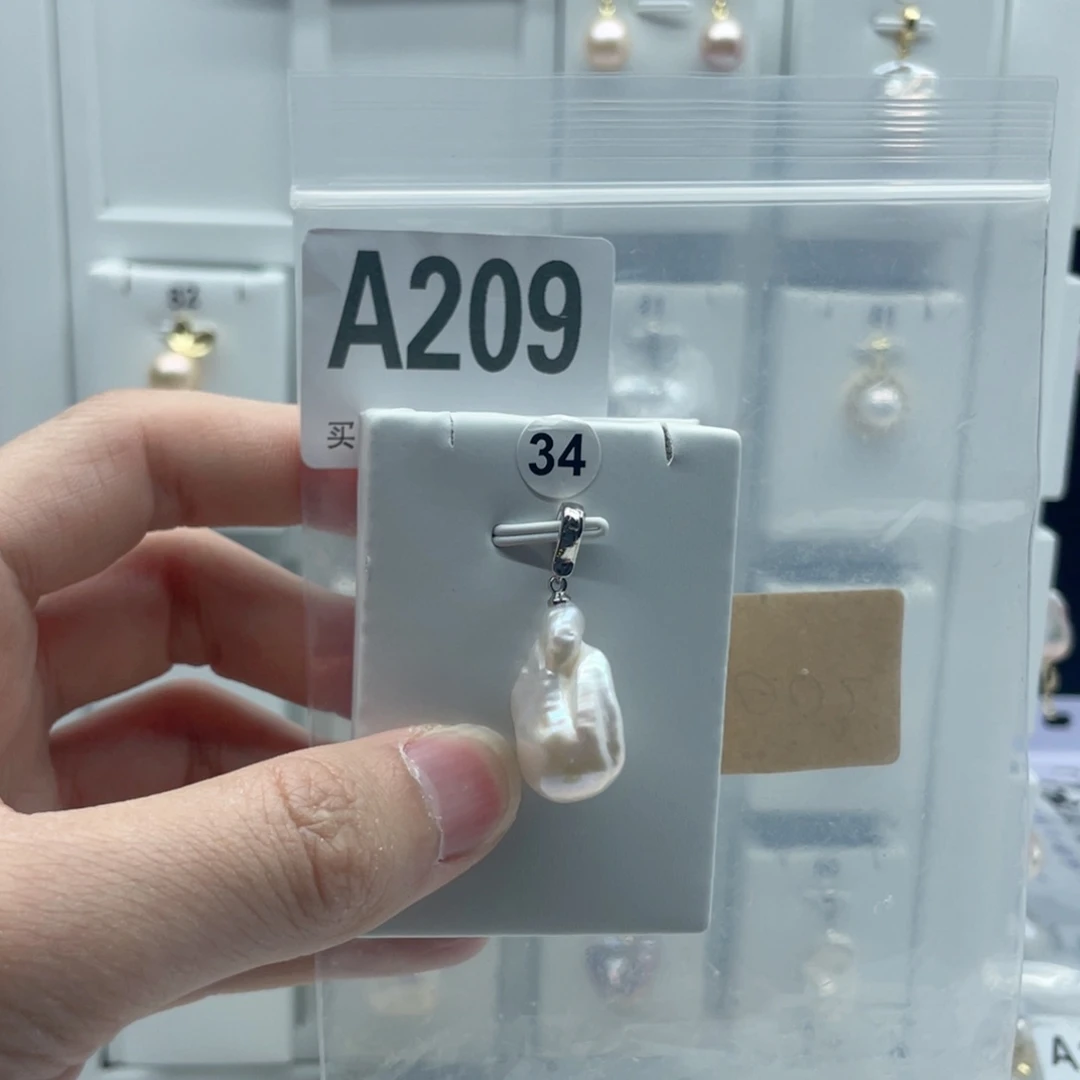 合金淡水珍珠颈饰