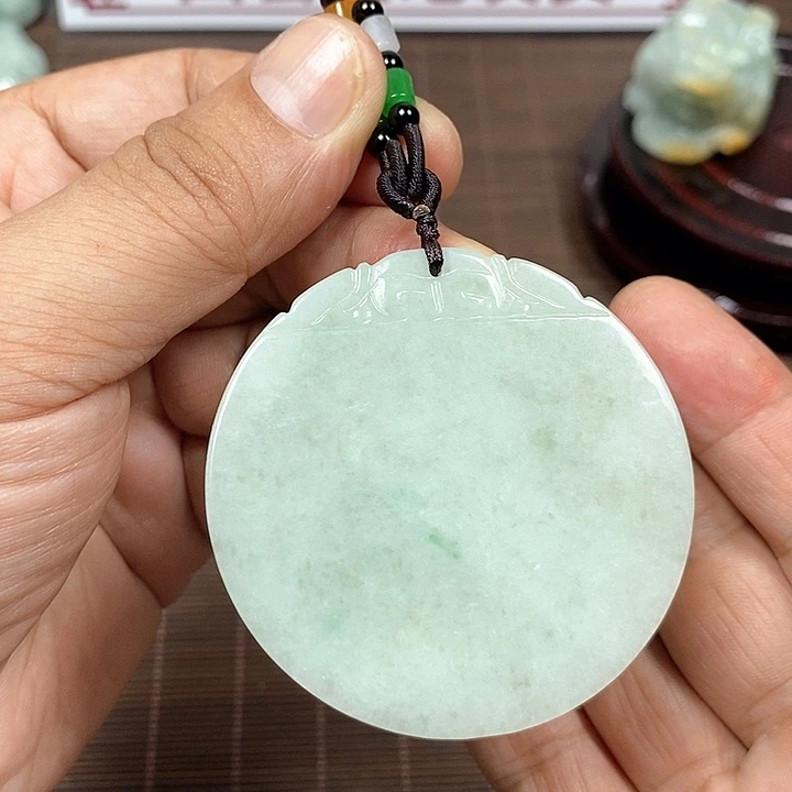 颈饰未镶嵌翡翠天然翡翠玉A货配证书
