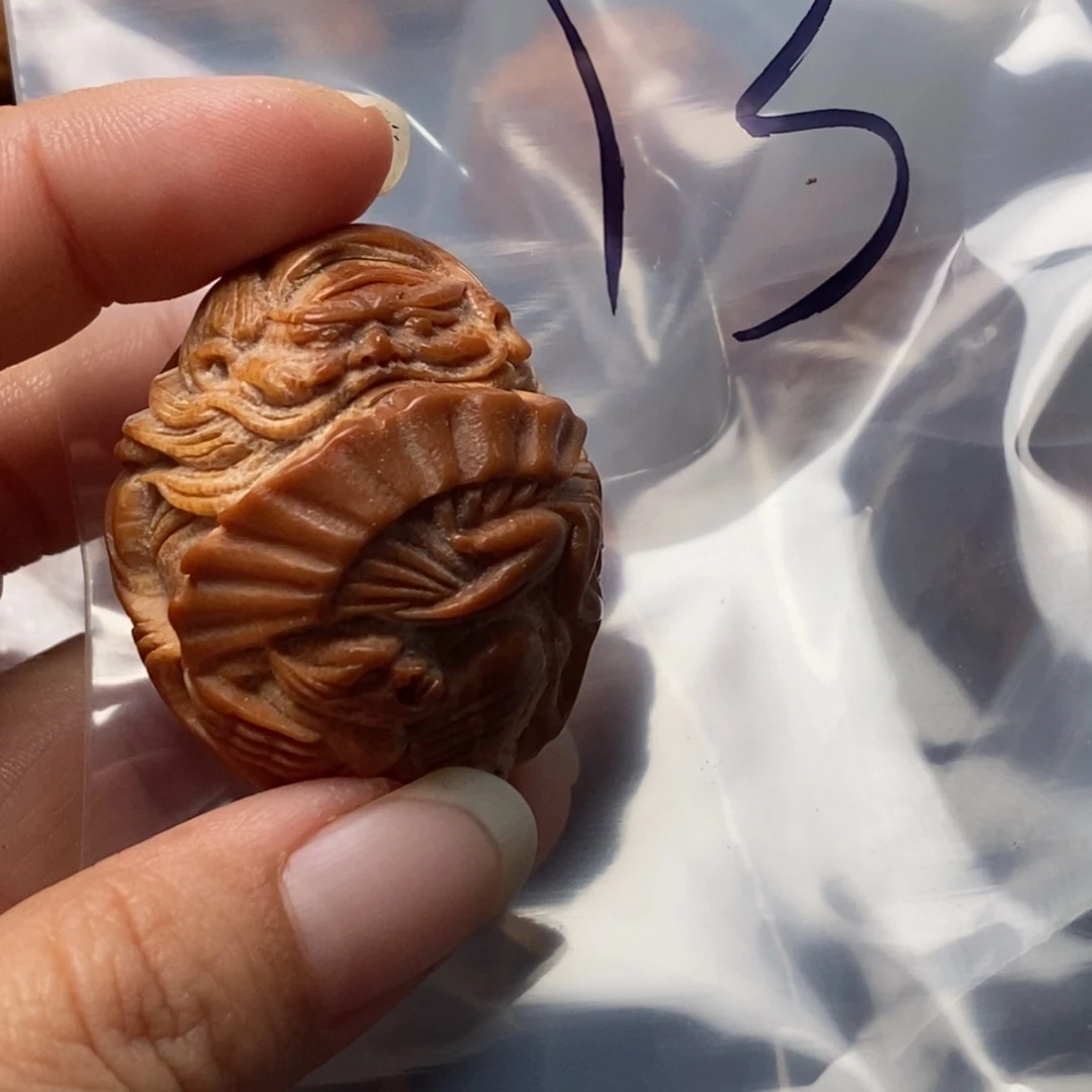 吊坠猴头核桃橄榄