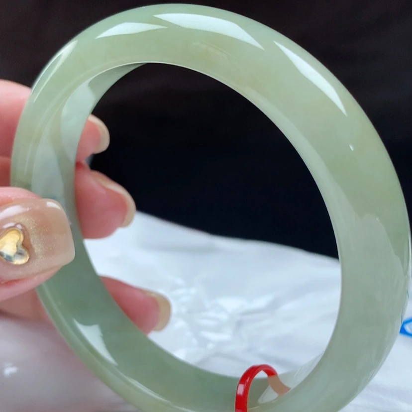 【闪购商品】翡翠手镯未镶嵌23023，