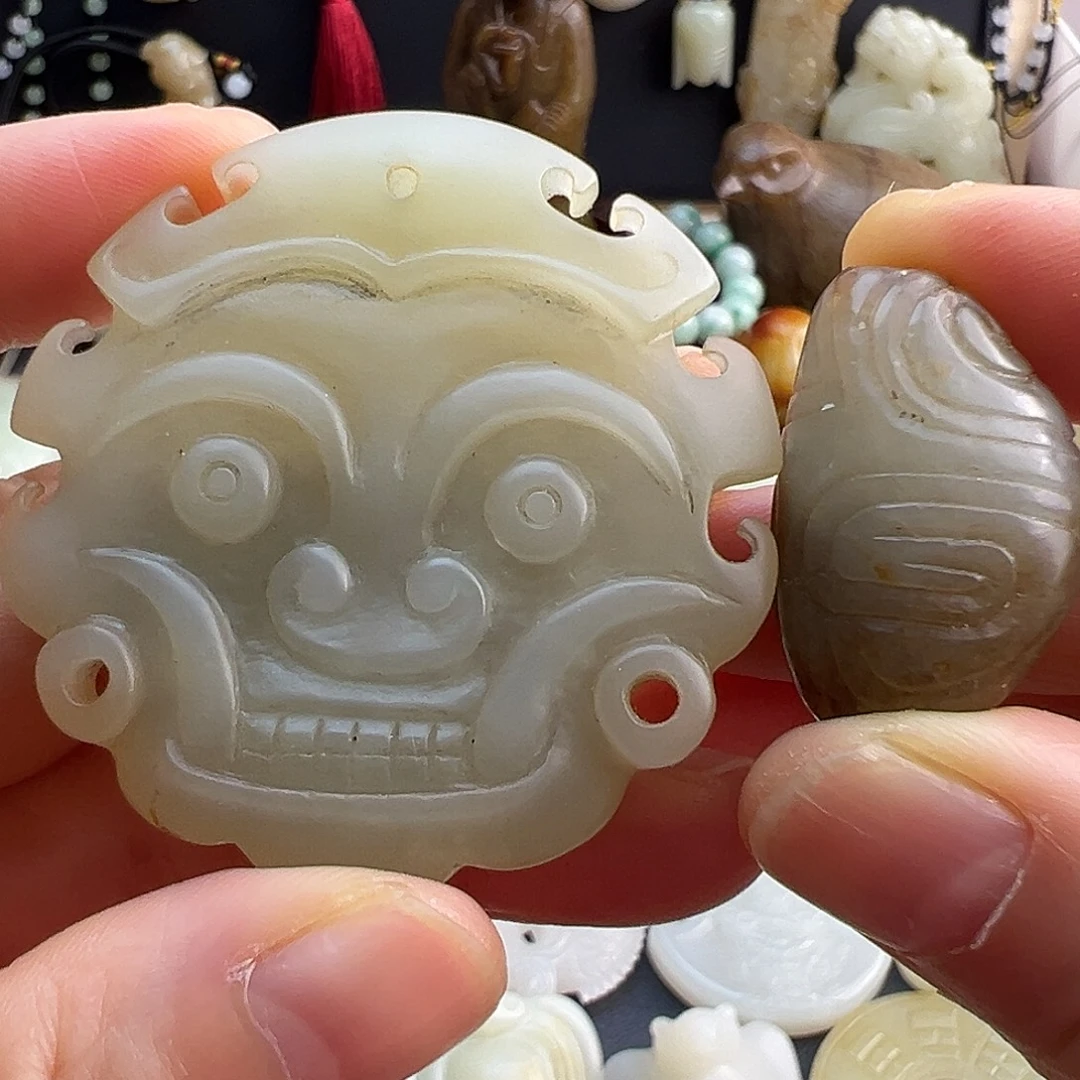 和田玉未镶嵌挂件