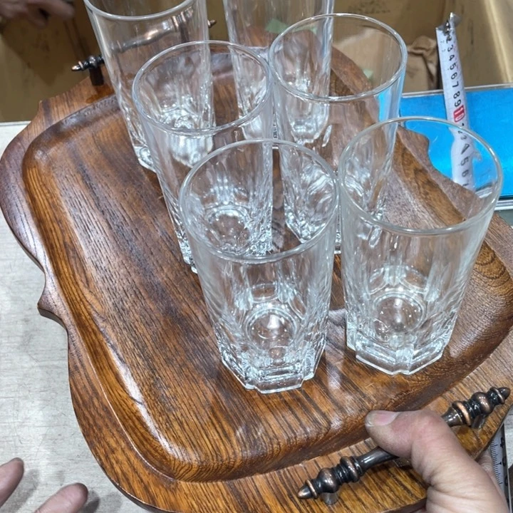 周**选新亿阁祝福大家新年快乐