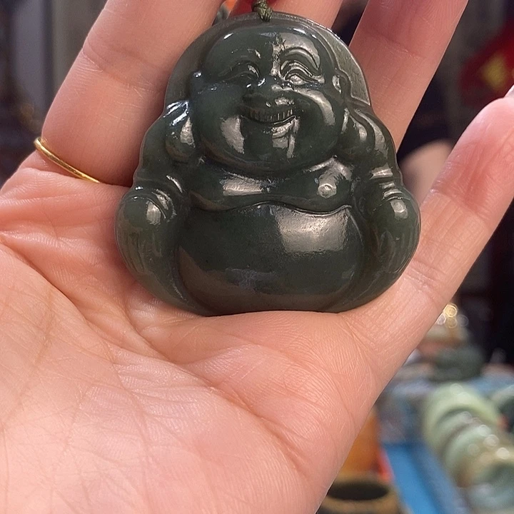 和田玉未镶嵌颈饰磊