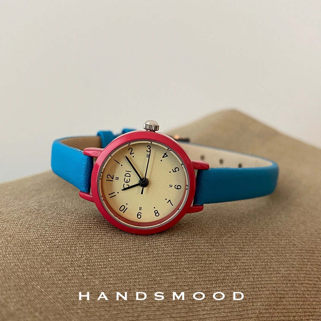 handsmood 多巴胺红蓝配色时尚精致圆形小表盘休闲百搭女士手表