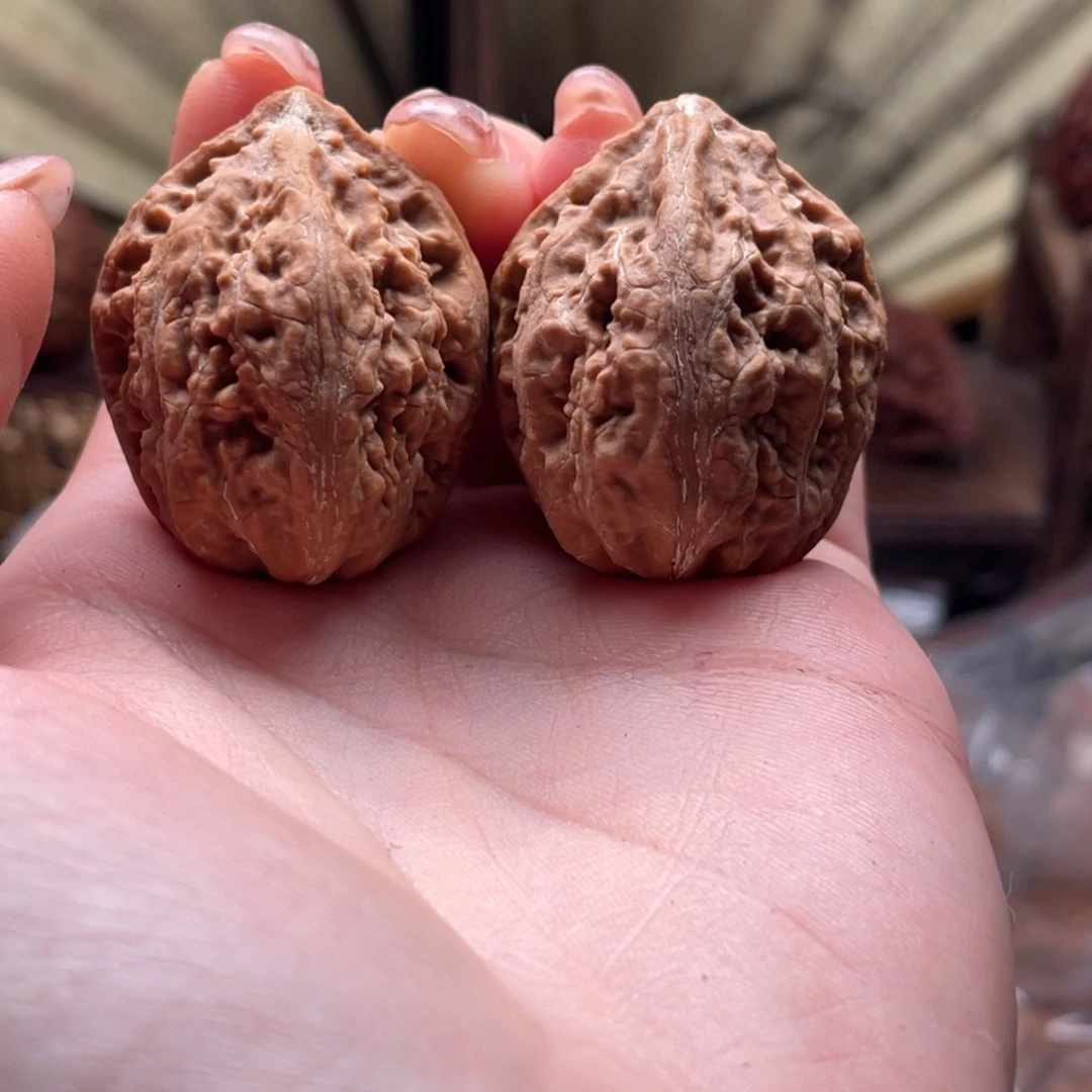 文玩核桃把件楸刀鱼50