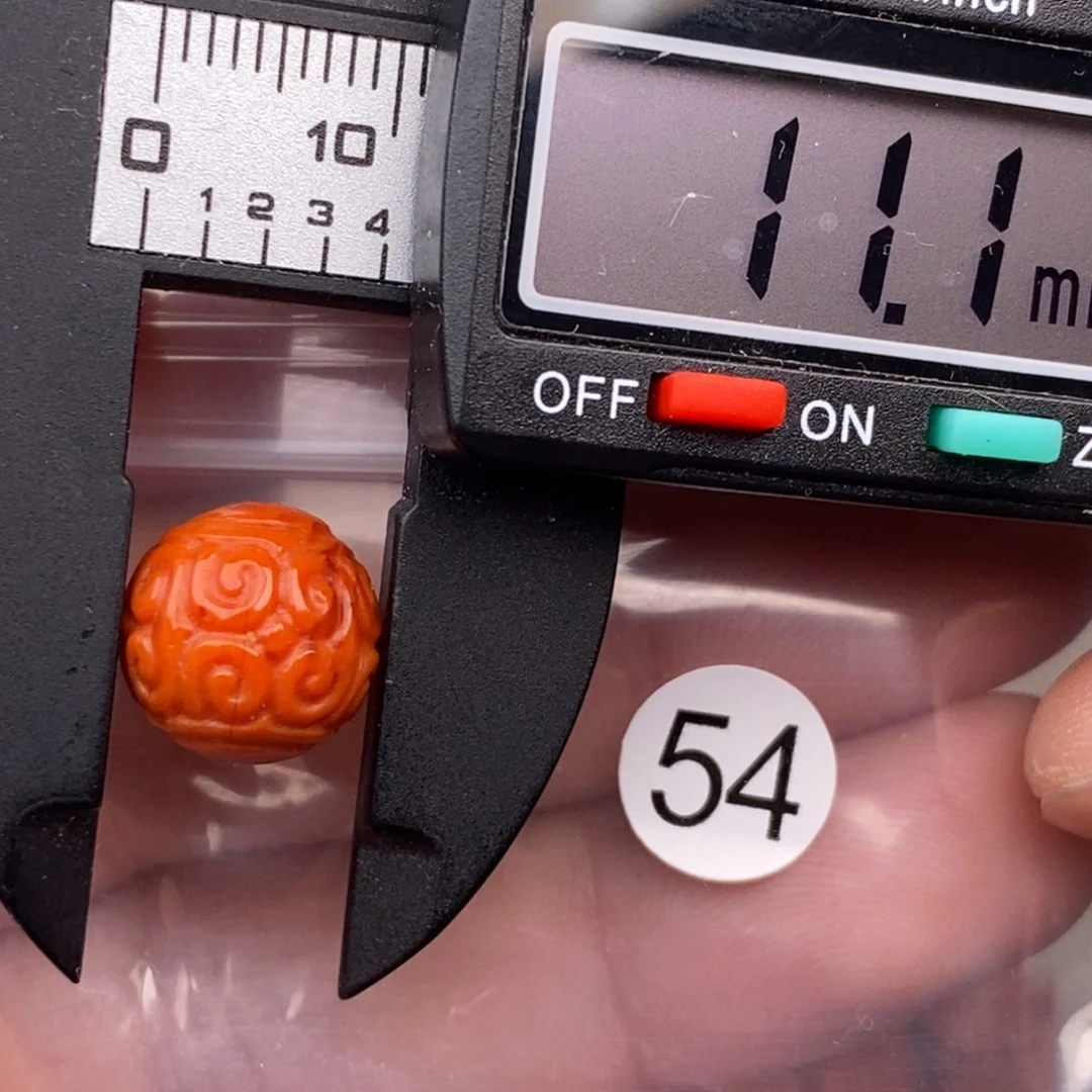 湉***子南红玛瑙未镶嵌配饰有瑕疵