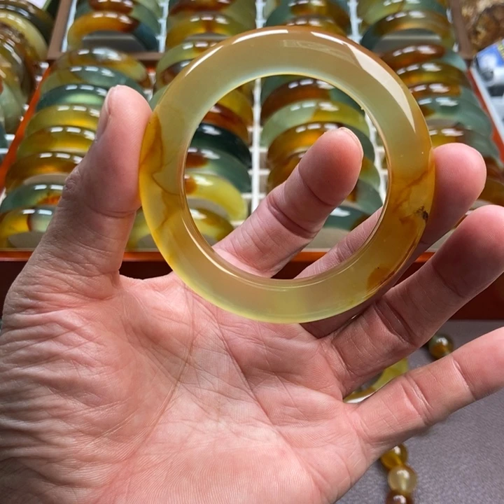 锅***匪蛇纹石玉未镶嵌手镯手串