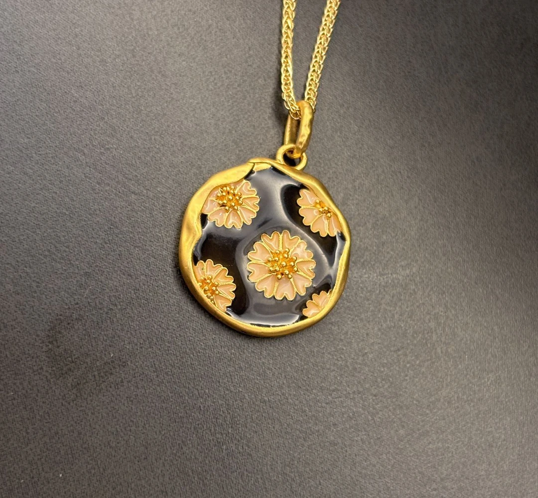 18k金  AU750 吊坠 a52 送银项链