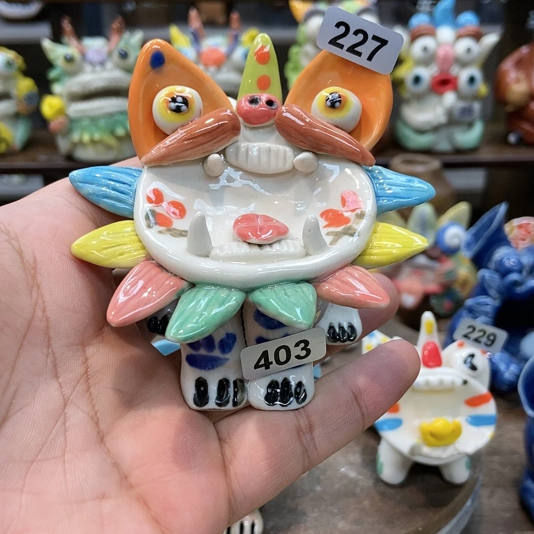 摆件直播间手工抽象陶瓷摆件227