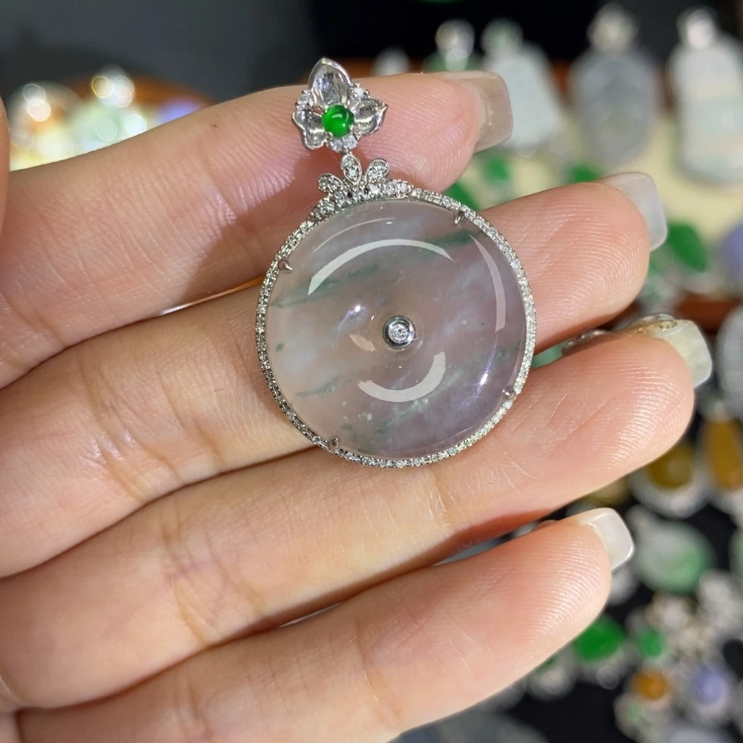 翡翠18K金镶嵌颈饰A货翡翠