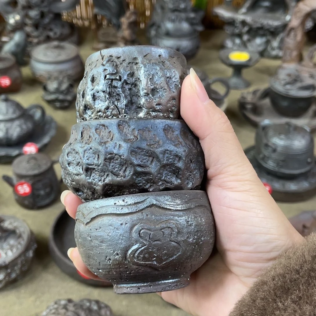 一百三个全手捏柴烧茶器