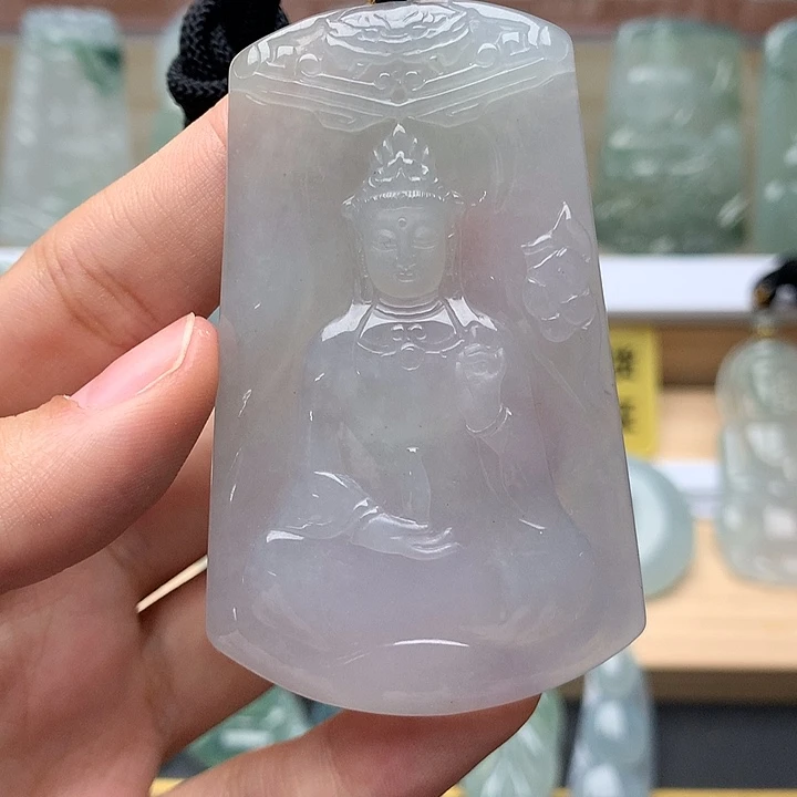 翡翠未镶嵌颈饰素衣