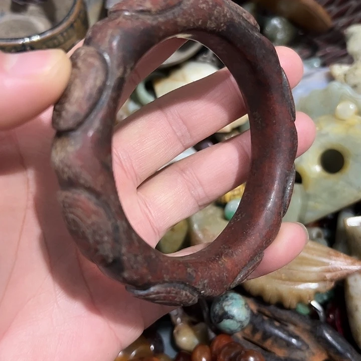 邓***群金属摆件摆剪摆件