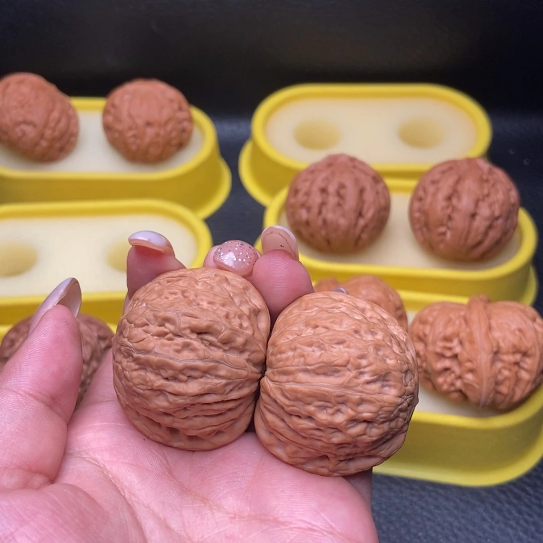 秋***话文玩核桃吊坠全品38锤