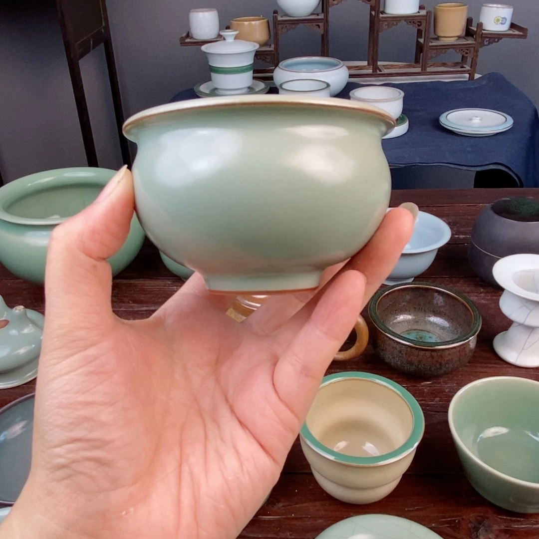 朱砂胎梅子青缸杯 不开片