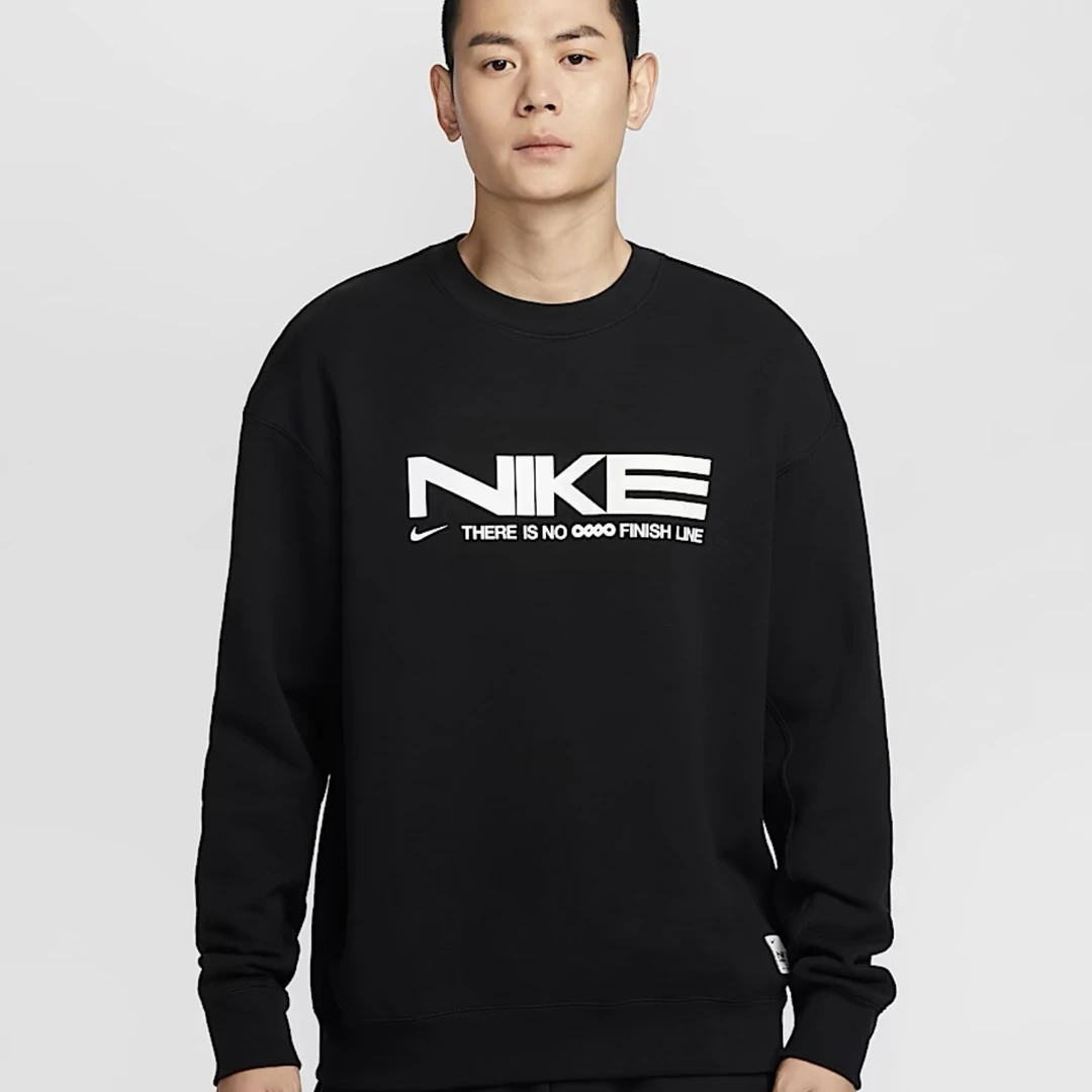 【耐克NIKE】耐克男子黑色灵蛇迎新系列薄绒运动圆领卫衣 IB5450010