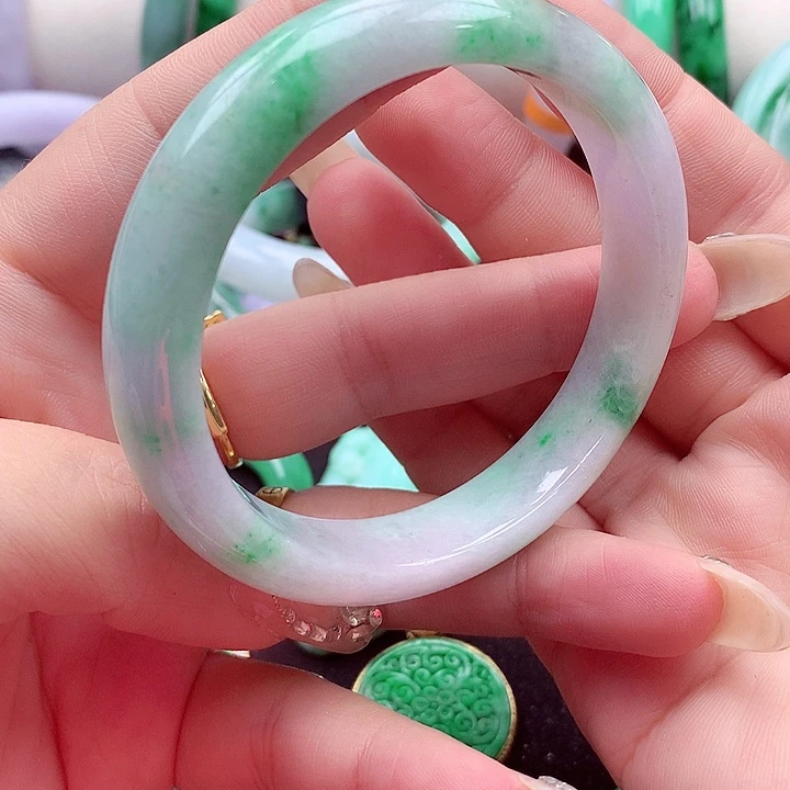 翡翠未镶嵌手镯翡翠手镯