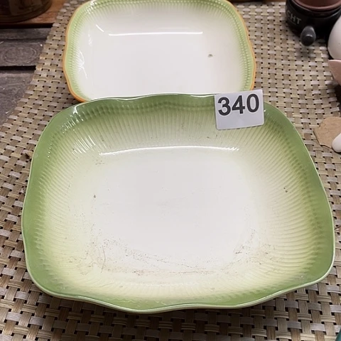 微瑕，不能明火，口径17高3口径19各一个，340