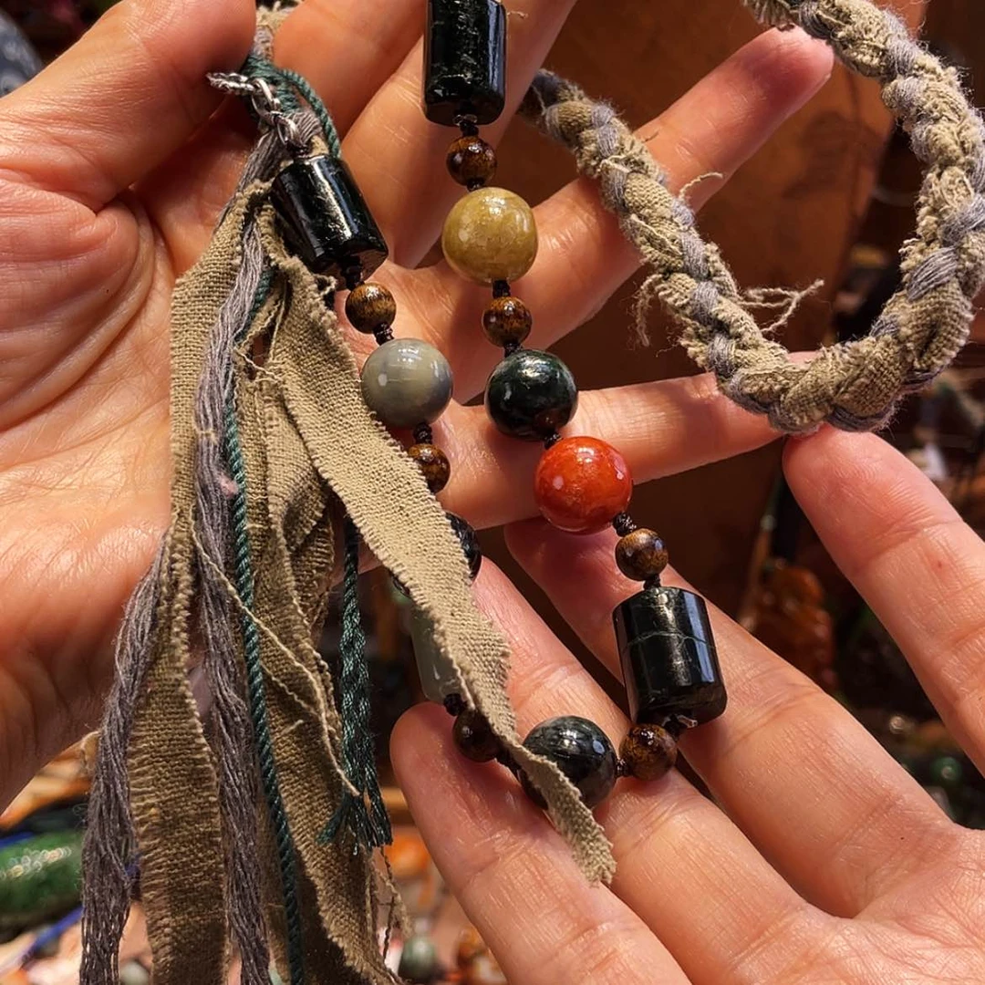 【闪购商品】翡翠未镶嵌颈饰