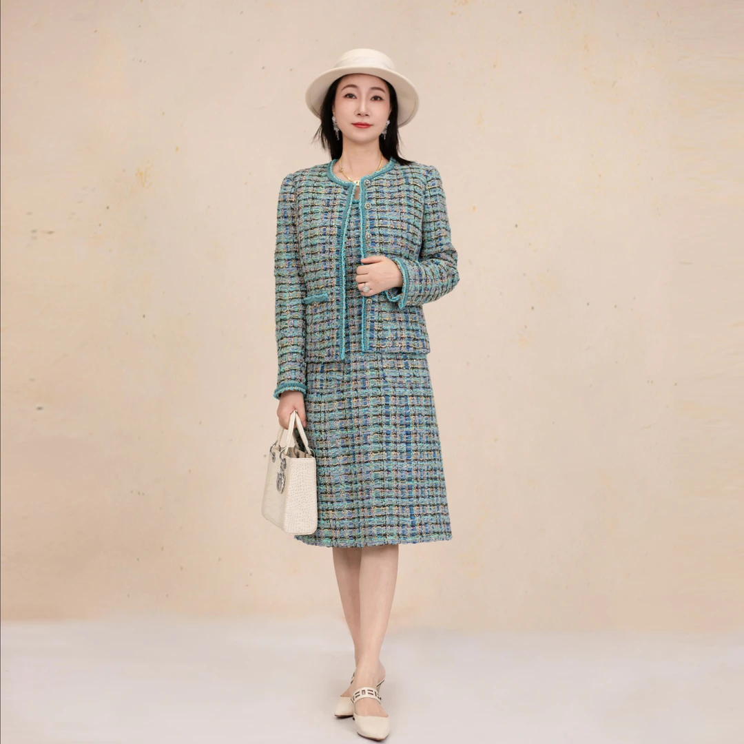 邹茉【圣雅蓝媛】蓝金手工坊修款金丝珠片小香外套