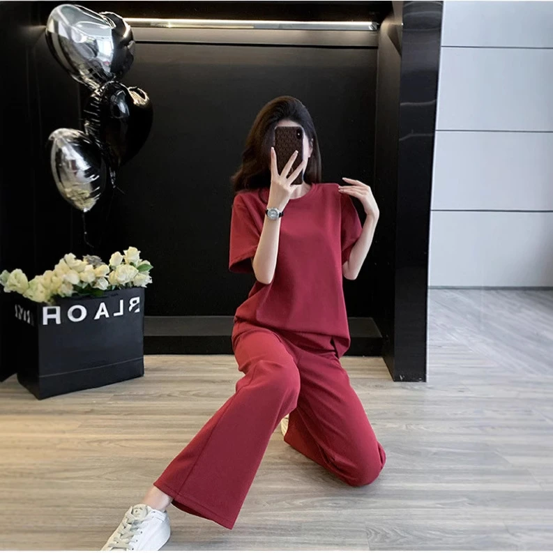 欧货高级感运动大码休闲套装女夏季显瘦减龄时髦短袖阔腿裤两件套