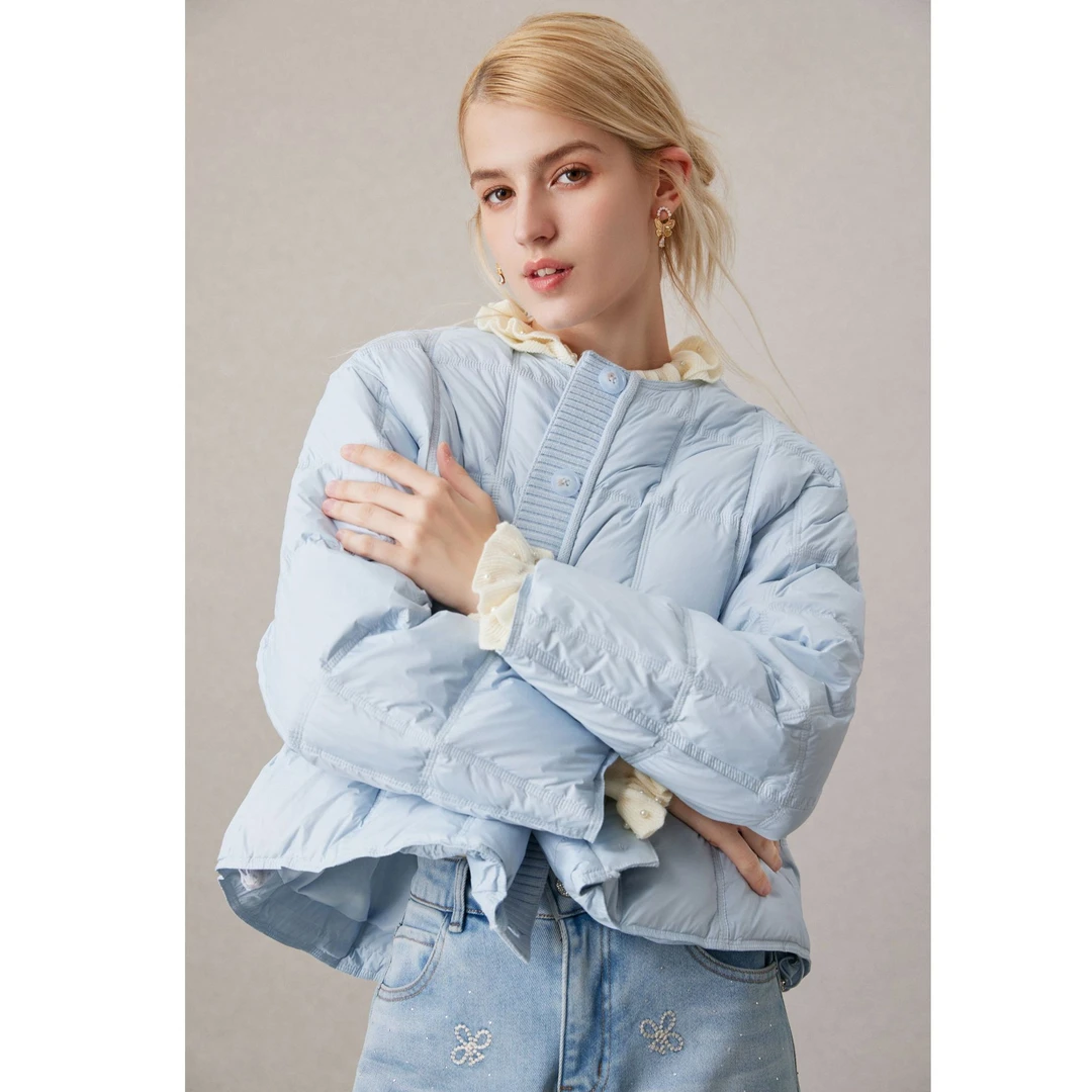 COCO BECCI【云朵吐司】90鸭泡芙方块圆领宽松羽绒外套CFXYD101027