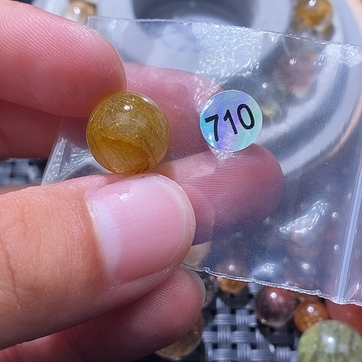 昊***光发晶未镶嵌手链天然水晶手串