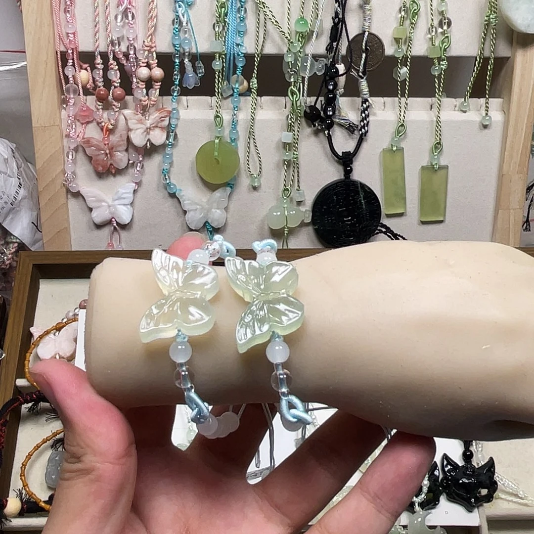 蛇纹石玉合金颈饰