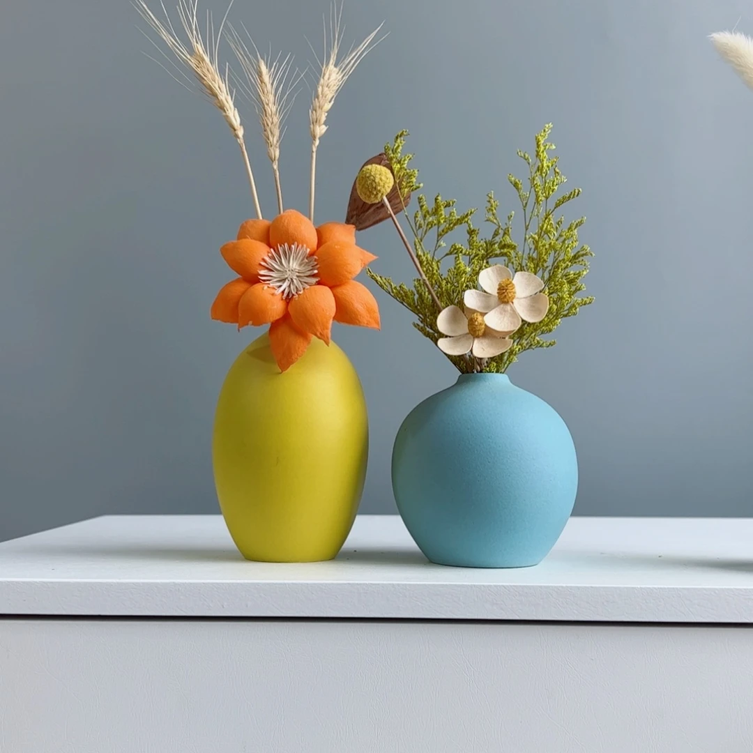 摆件陶瓷小花瓶摆件含花总高约20-30cm