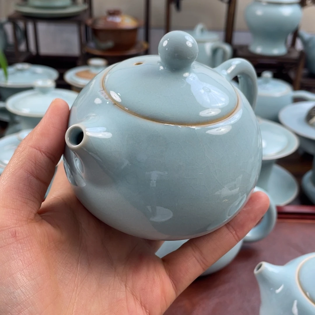 瑕疵磕碰西施壶哈哈哈哈………$